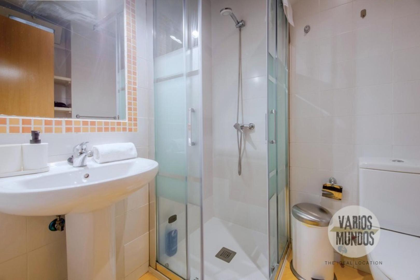 Refugio Cultural Para 3, En Plaza De Chueca Madrid Ngoại thất bức ảnh